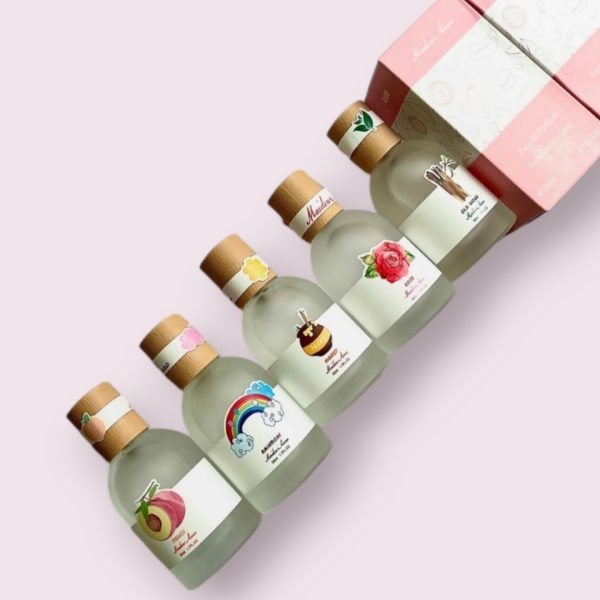 تصویر عطر بیکینی در چوبی